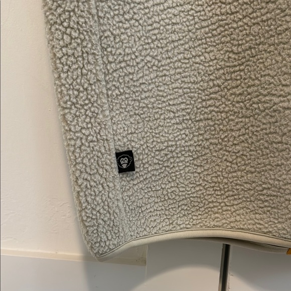 Howler brothers yellow brown Sherpa vest - Picture 4 of 5